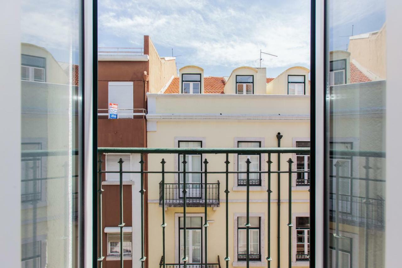 Typical Light Filled Graca Apt W Ac, By Timecooler Lisboa المظهر الخارجي الصورة