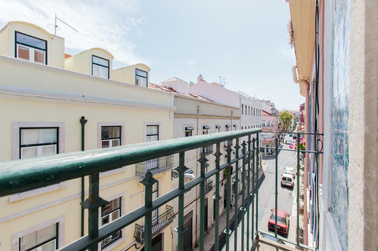 Typical Light Filled Graca Apt W Ac, By Timecooler Lisboa المظهر الخارجي الصورة