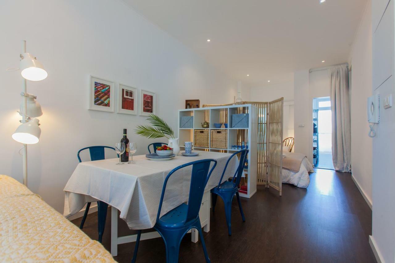 Typical Light Filled Graca Apt W Ac, By Timecooler Lisboa المظهر الخارجي الصورة